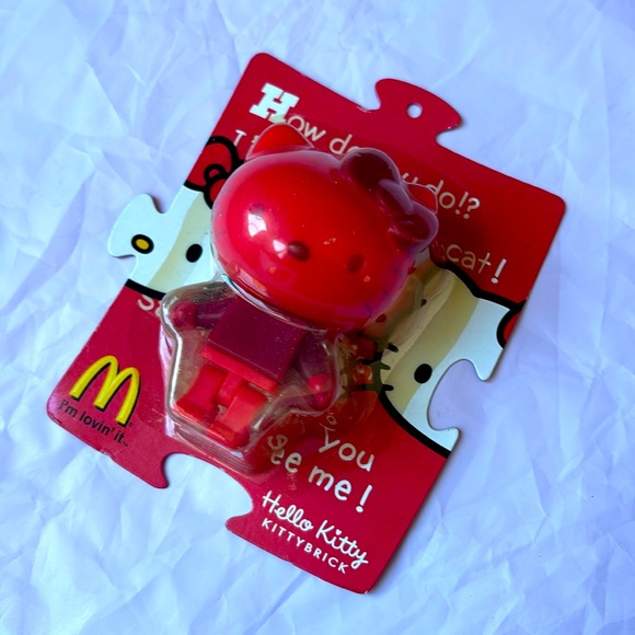 Vintage Hello Kitty Kittybrick phone strap by McDonald - Picture 1 of 5